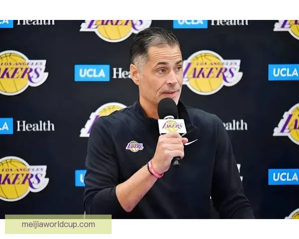 湖人旧将沦为三单之王老鹰19战仅1次上双佩林卡2换1交易大获全胜